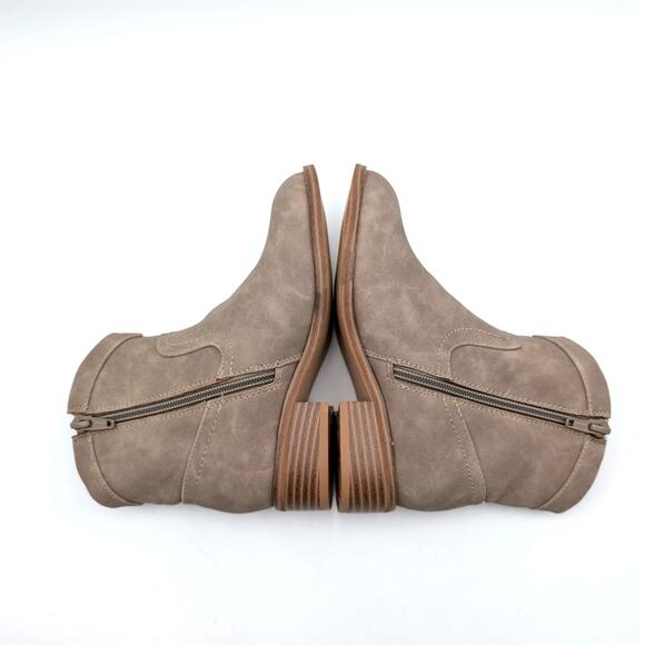 Nordstrom Rack Valen Ankle Boots Side Zip Kids Girls Brown Size US13M EU31 - Picture 6 of 9